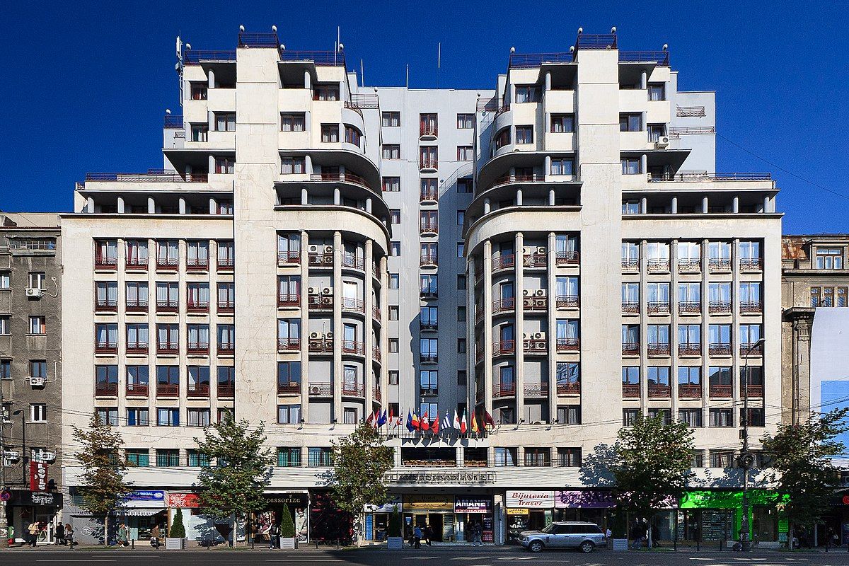 1200px-hotel_ambasador5609482466344290543