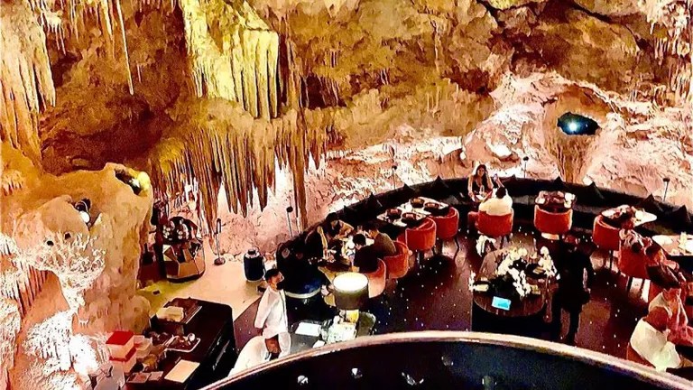 the-cave-bali-1-800x4507651893249440099576