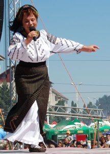Laura Lavric pe scena
